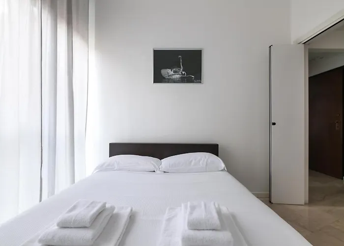 Апартаменты Prestige Boutique Homes - Duomo 1 Милан