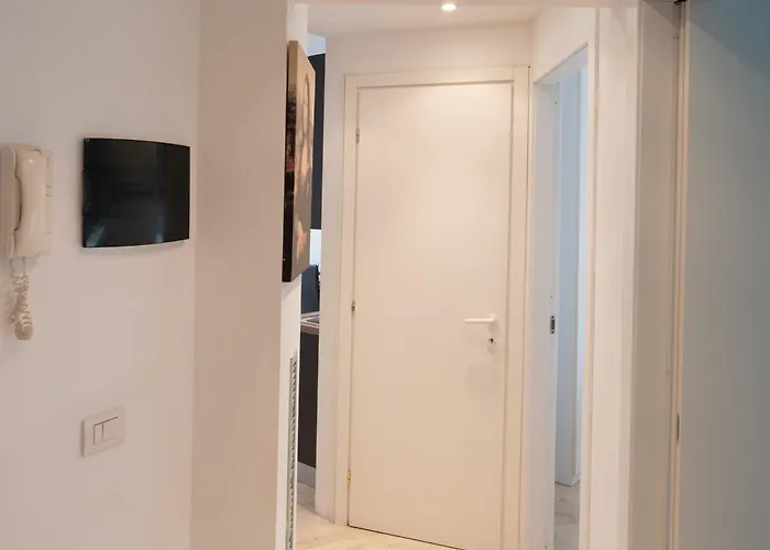 Prestige Boutique Homes - Duomo 1 Апартаменты Милан